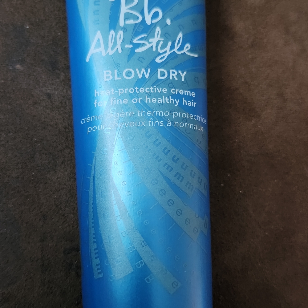 Bumble and bumble All-Style Blow Dry Creme - Vibrant Blue